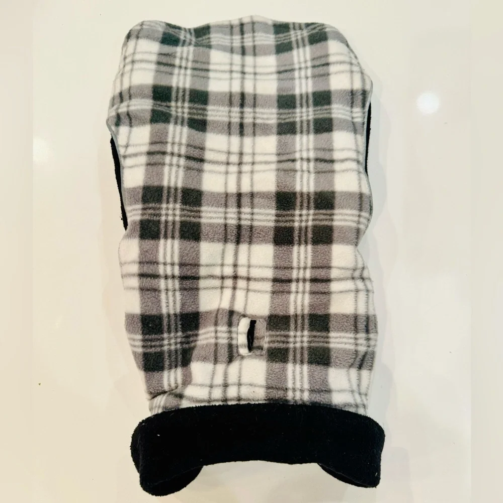Fleece reversible dog jacket (black/white), size M